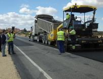 Obras en la carretera de San Cristóbal de Segovia a Trescasas. 12-10-18