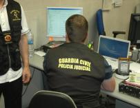 La Guardia Civil detuvo en 2012 a una veintena de personas en Euskadi en operaciones contra la "ciberdelincuencia"