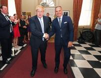 Mark Sedwill y Boris Johnson