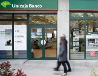 Imagen de archivo de una sucursal de Unicaja Banco.