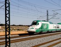 EXTREMADURA.-Fabricantes de trenes se lanzan a por un pedido de locomotoras de Adif de 168 millones, algunos destinados a Extremadura EXTREMADURA.-Fabricantes de trenes se lanzan a por un pedido de locomotoras de Adif de 168 millones, algunos destinados a Extremadura (Foto de ARCHIVO) 20/10/2010
