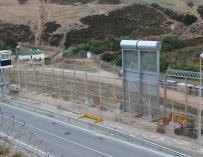 Colocan la primera muestra de la nueva valla fronteriza de Ceuta Colocan la primera muestra de la nueva valla fronteriza de Ceuta 6/8/2020