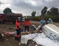 Un muerto y un herido al estrellarse una avioneta en Vélez-Málaga