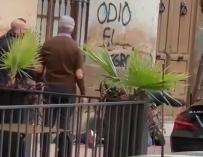 Imagen de un vídeo sobre el momento de la agresión en Linares.