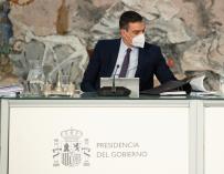 Pedro Sánchez durante la reunión del Consejo de Ministros de este martes