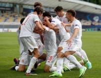 Los jugadores de la selección española Sub-21 celebran el gol de Javi Puado UEFA.COM 31/5/2021