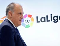 The British fund, which has just signed a definitive contract with the football association and which is contested by Real Madrid, Barcelona and Athletic Club, has decided to establish a 'carte blanche' to terminate the agreement without assuming any type of penalty.