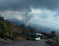 La intensa ceniza emitida por el volcán de Cumbre Vieja ha obligado a extremar las precauciones por la mala calidad del aire en toda la zona oeste de la isla de La Palma.