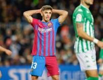 33 Abde Ezzalzouli of FC Barcelona gestures during the La Liga match between FC Barcelona and Betis at Camp Nou Stadium on December 04, 2021 in Barcelona. Xavi Bonilla / AFP7 / Europa Press (Foto de ARCHIVO) 04/12/2021 ONLY FOR USE IN SPAIN