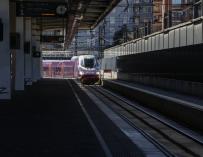 Renfe tren AVLO AVE llegada Valencia