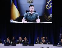 El presidente del Ucrania, Volodímir Zelenski, interviene por videoconferencia en la primera jornada de la cumbre de la OTAN