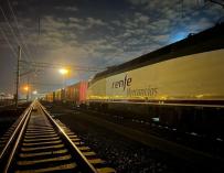 Llegada del tren con 600 toneladas de maíz procedente de Ucrania llega a Barcelona tras tres semanas de viaje. MITMA 08/10/2022