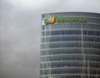Iberdrola pacta 150 millones con el BEI y lanza sus parques renovables en Italia.
