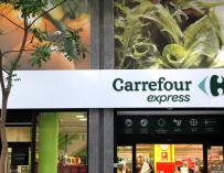 Carrefour y sindicatos cierran el primer convenio de supermercados del grupo.