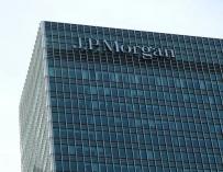 La justicia de EEUU acusa de fraude a la joven que le vendió su empresa a JPMorgan.