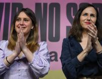 La secretaria general de Podemos y ministra de Derechos Sociales y Agenda 2030, Ione Belarra, y la coportavoz de Unidas Podemos en la Asamblea de Madrid y candidata a la Presidencia regional, Alejandra Jacinto,