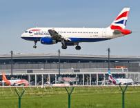 British Airways cancela al menos 50 vuelos debido a un problema técnico