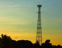 Vantage Tower critica el diseño de las ayudas 5G Rural y cuestiona su legalidad