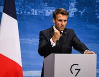 Macron se opone a la regulación diferente entre la energía nuclear y la renovable