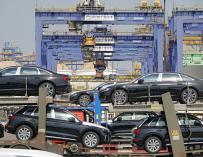 China adelanta al Reino Unido y se coloca líder del podio de venta de coches a la UE
