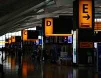 Las tasas aeroportuarias de Aena subieran un 4,09% tras ser aprobadas por la CNMC