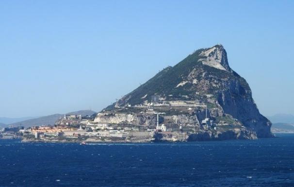 Recala en el puerto de Gibraltar el submarino nuclear británico HMS Ambush