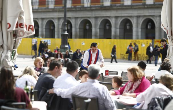 La recaudación por tasa de terrazas en Madrid cae más de un 14% este ejercicio al actualizarse el valor de las calles