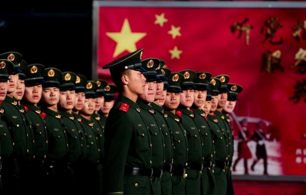China aumenta su presupuesto militar un 12,7 por ciento, más que en el 2010