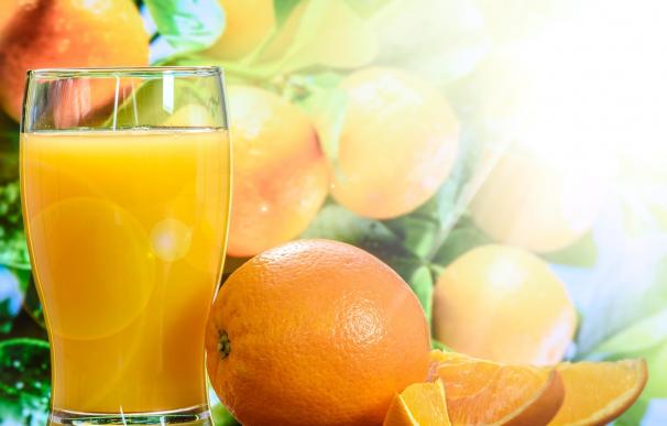 Los futuros del zumo de naranja cotizan en mínimos de dos años