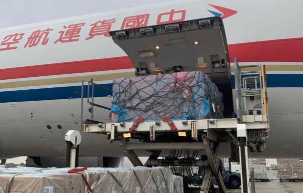 Coronavirus - Avión con ayuda de China