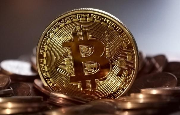 El Bitcoin paga las dudas regulatorias. /Michael Wuensch/ Pixabay