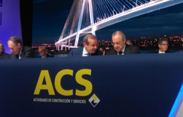 Florentino Pérez y Marcelino Fernández Verdes en la junta de ACS