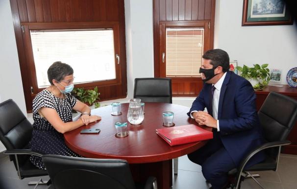 La ministra de Exteriores, Arancha González Laya, en su reunión con ministro principal de Gibraltar, Fabian Picardo