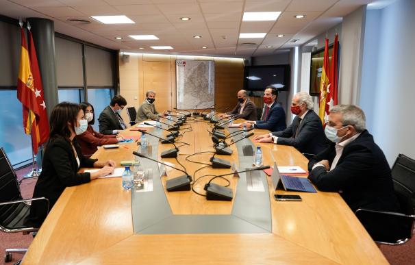 Reunión del Grupo Covid-19 entre Sanidad y las autoridades madrileñas
