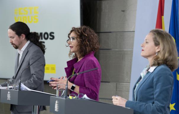 Pablo Iglesias, María Jesús Montero y Nadia Calviño