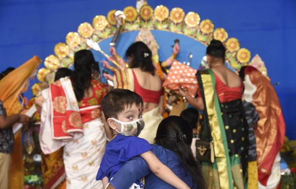 Celebracioón de un festival religioso en Guwahati, en el estado indio de Assam.