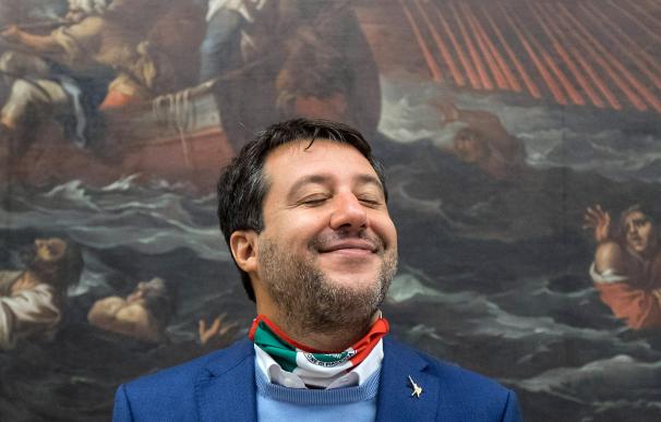 El exministro de Interior de Italia, el populista Matteo Salvini, en rueda de prensa.