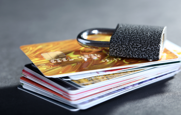 En caso de robo o duplicado de tarjeta, existen condiciones para que el banco de vuelva todo el dinero.