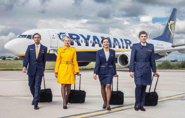 Tripulantes de cabina de Ryanair.