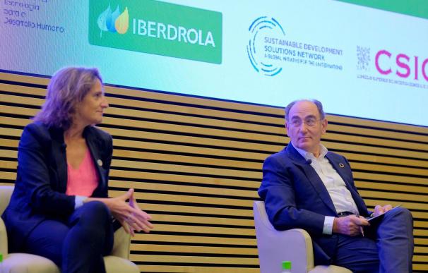 La vicepresidenta Ribera ha puesto en el disparadero a las eléctricas y en especial a Iberdrola, presidida por Ignacio Galán diatriba contra las eléctricas y, en especial, contra