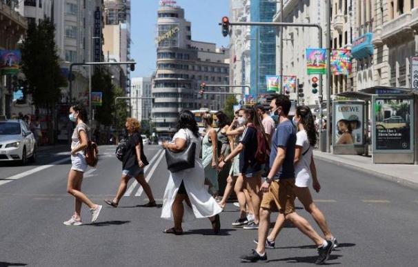España se instala en el riesgo bajo de contagios por primera vez desde julio del pasado año