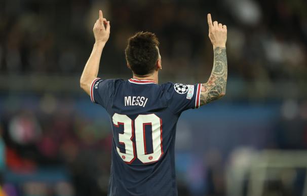 19 October 2021, France, Paris: PSG's Lionel Messi celebrates scoring his side's second goal during the UEFA Champions League Group A soccer match between Paris Saint-Germain FC and RB Leipzig at Le Parc des Princes Stadium. Photo: Jan Woitas/dpa
19/10/2021 ONLY FOR USE IN SPAIN