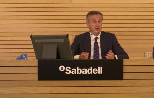 El consejero delegado de Banco Sabadell, César González-Bueno, durante la presentación. EUROPA PRESS (Foto de ARCHIVO) 30/4/2021