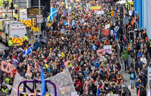 Multitudinaria manifestación en Glasgow.