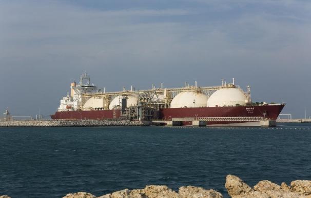 Barco de transporte de gas (GNL) de TotalEnergies