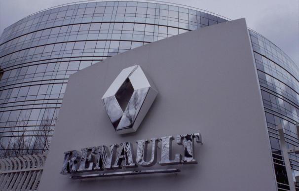 Renault.- Grupo Renault se compromete a contratar a 5.000 indefinidos en Francia hasta 2019 Fecha: 28/07/2011.