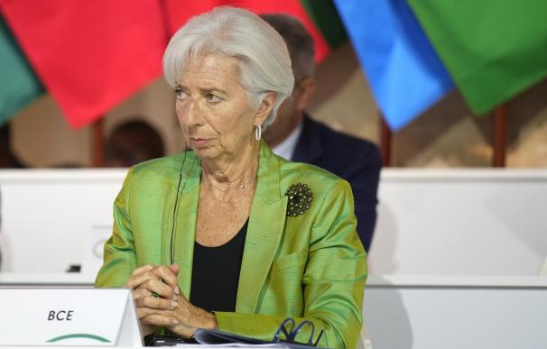 Lagarde achaca la lenta moderación del IPC al traslado de costes de las empresas