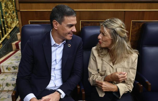 El presidente del Gobierno, Pedro Sánchez y la vicepresidenta segunda y ministra de Trabajo y Economía Social, Yolanda Díaz