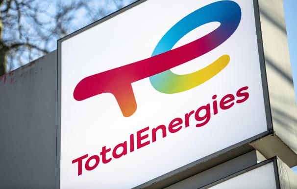 TotalEnergies saca la chequera y compra el 70% de Total Eren por 1.500 millones