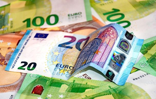 dinero euro moneda billete